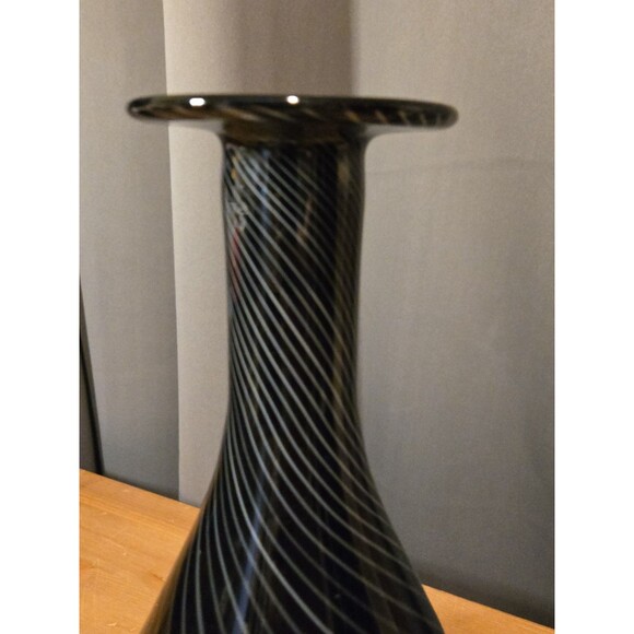 Vintage Murano Italy MCM Vase Black W/ Gray Swirls, 11.5” H - Picture 4 of 6